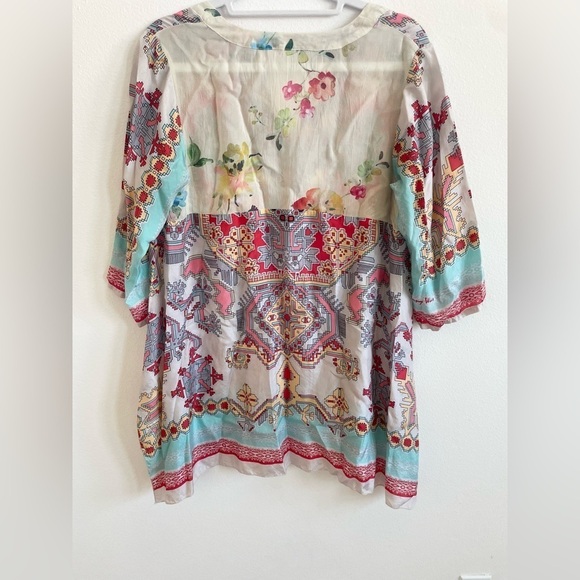 Johnny Was white red blue multicolor Alamo Silk Indian Print Tunic blouse S - Picture 6 of 8